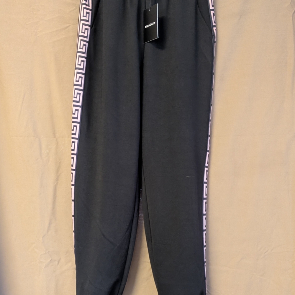 Black and Pink Women's Jacket - Picture 5 of 7